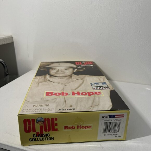 GI Joe Classic Collection Bob Hope Hollywood Canteen Action Figure - NIB - Picture 5 of 8
